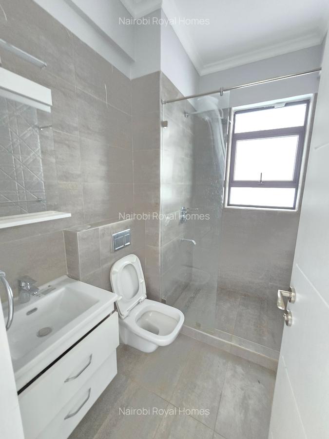 4 Bed Townhouse with En Suite at Five-Star Paradise - 14