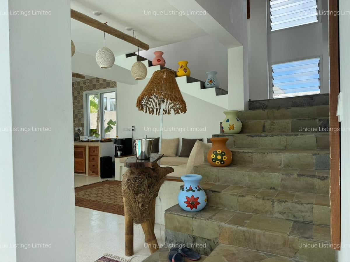 3 Bed Villa with En Suite in Watamu - 10