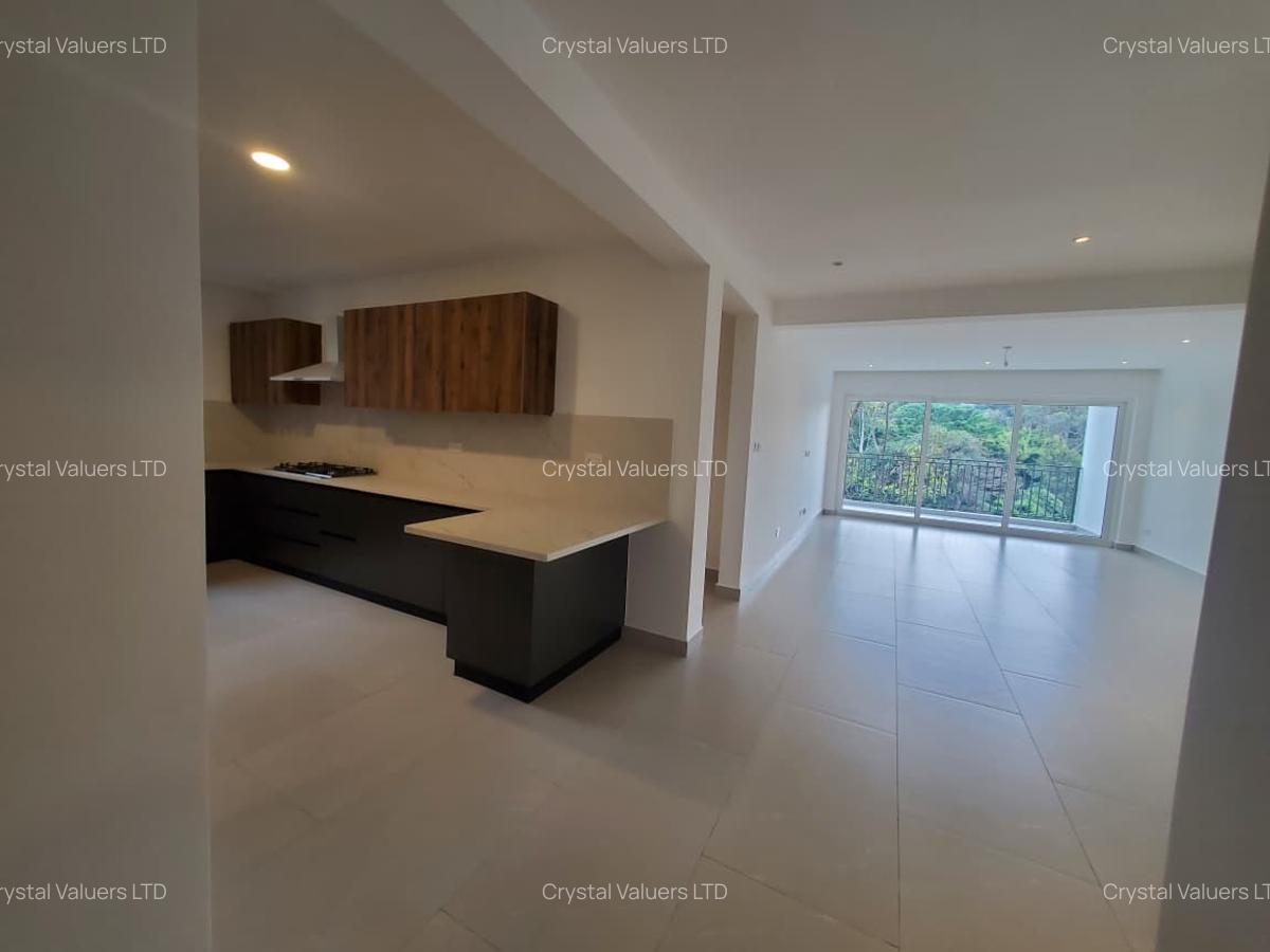 4 Bed Apartment with En Suite in General Mathenge - 1