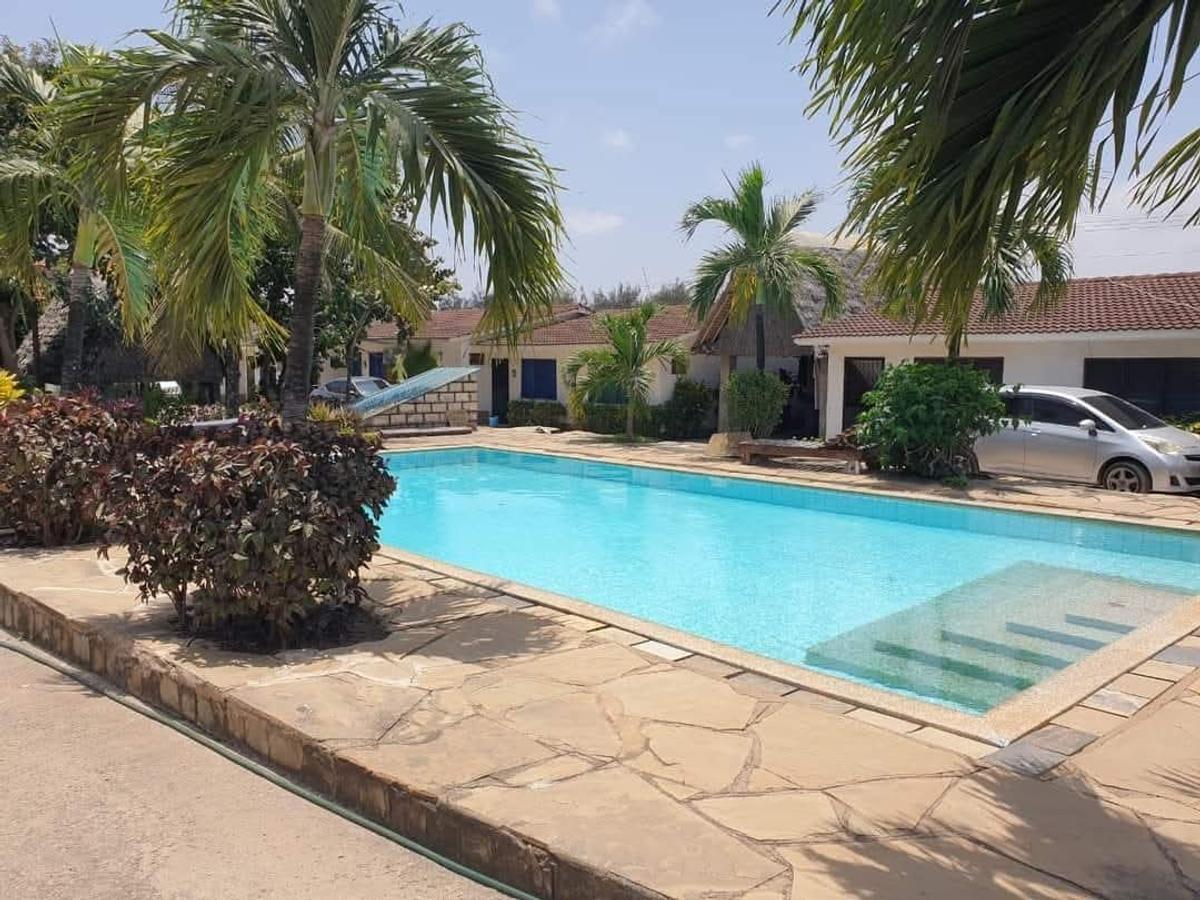 2 Bed Villa with Swimming Pool at Shanzu - 10