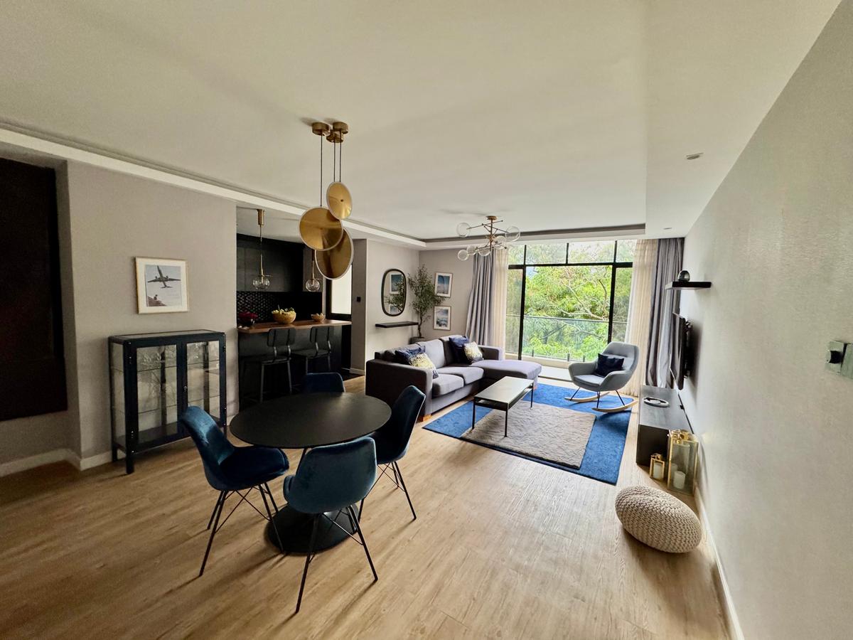 Furnished 2 Bed Apartment with En Suite in Brookside - 18