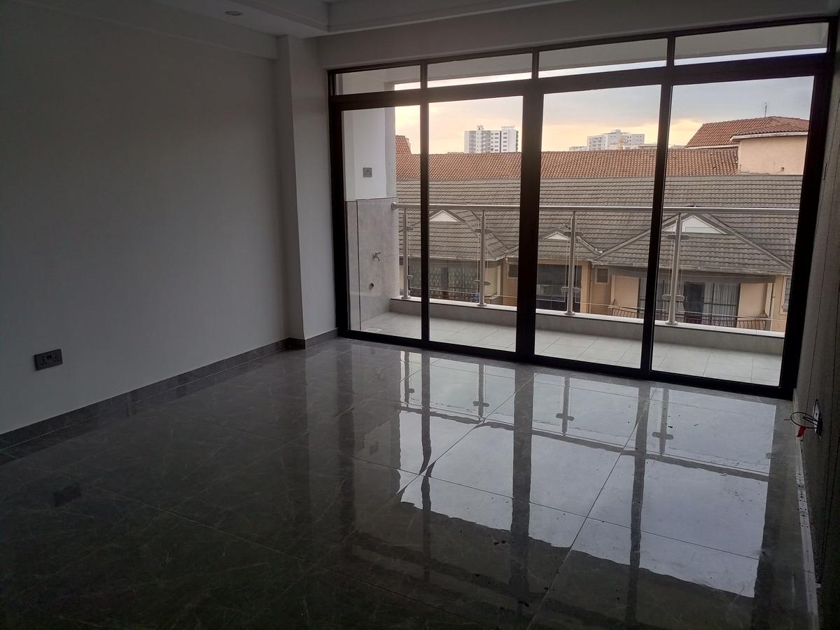 1 Bed Apartment with En Suite at Mandara Rd - 8