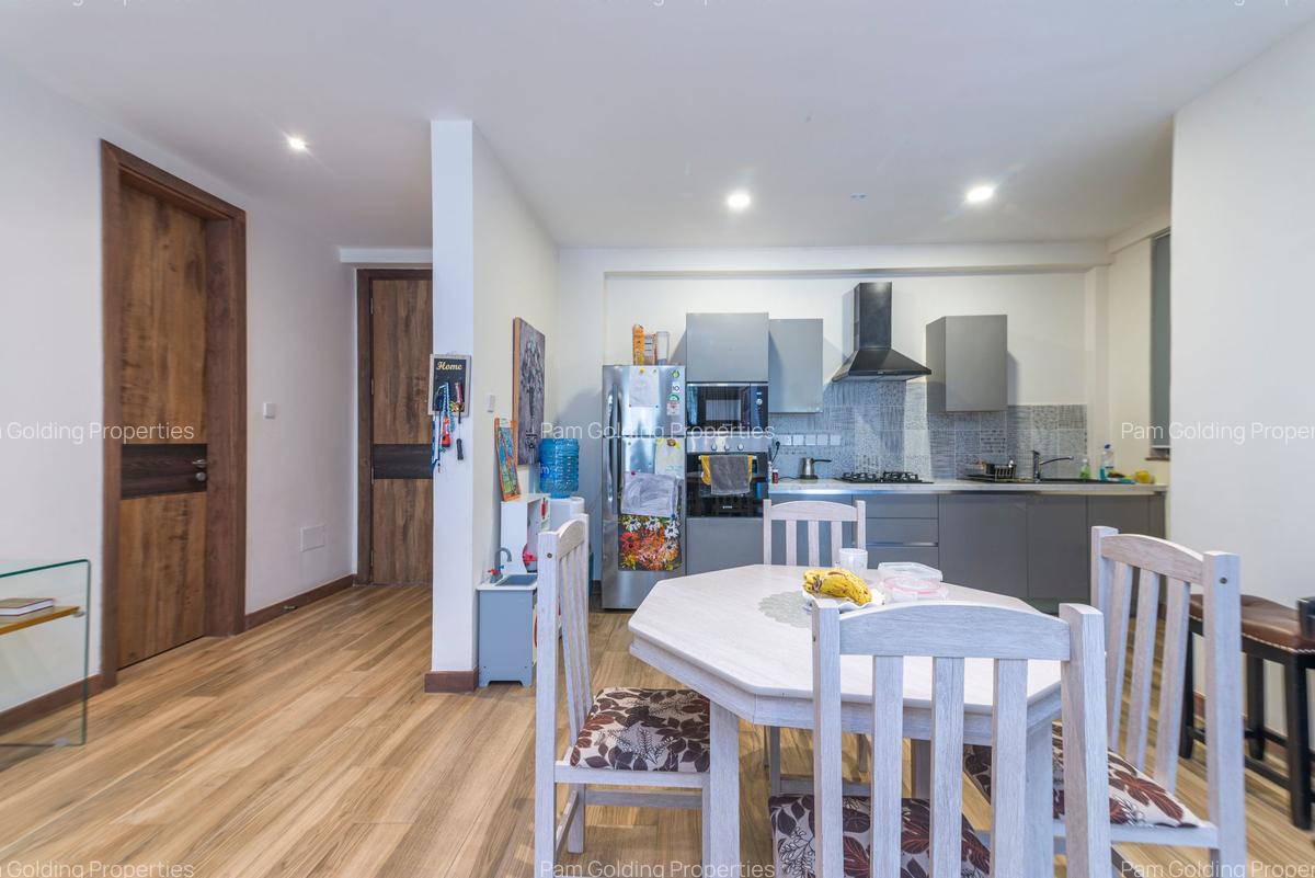 2 Bed Apartment with En Suite at Peponi Road - 6