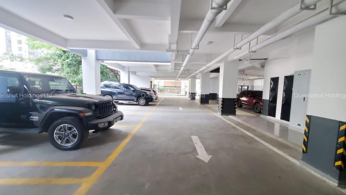 1 Bed Apartment with En Suite in Westlands Area - 7