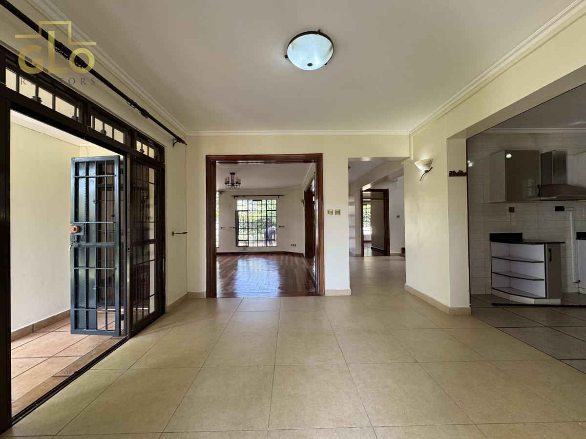 4 Bed Villa with En Suite in Kiambu Road - 10