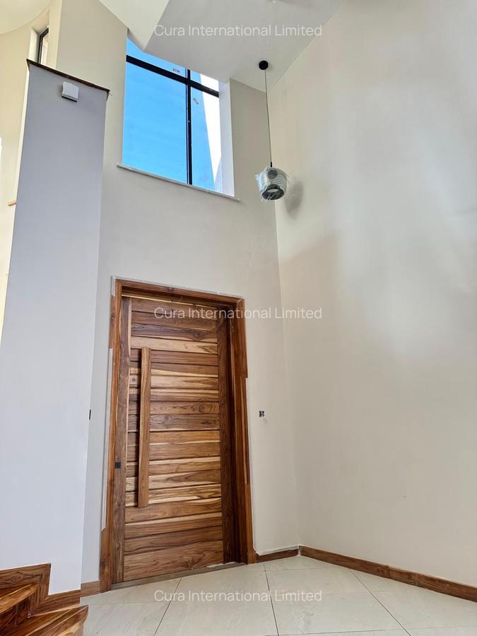 4 Bed Apartment in Loresho - 11