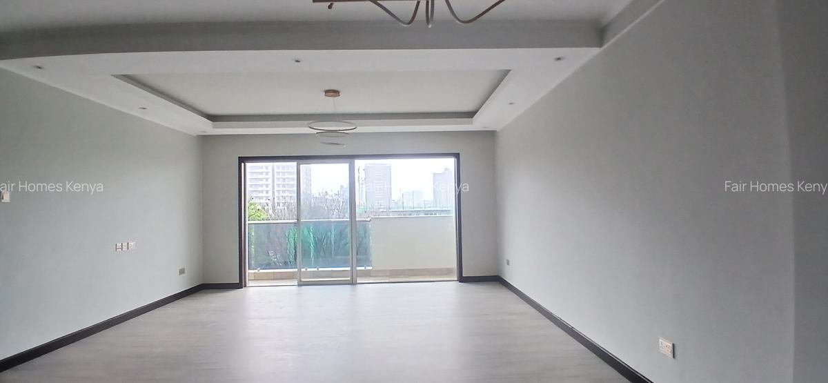 2 Bed Apartment with En Suite at Riverside Drive - 10