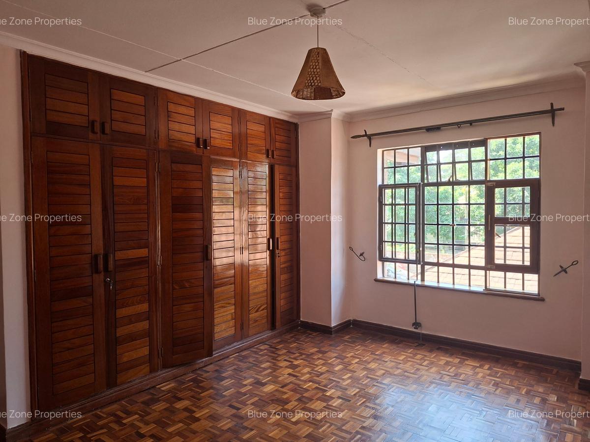 4 Bed Townhouse with En Suite at Off Peponi Rd - 16
