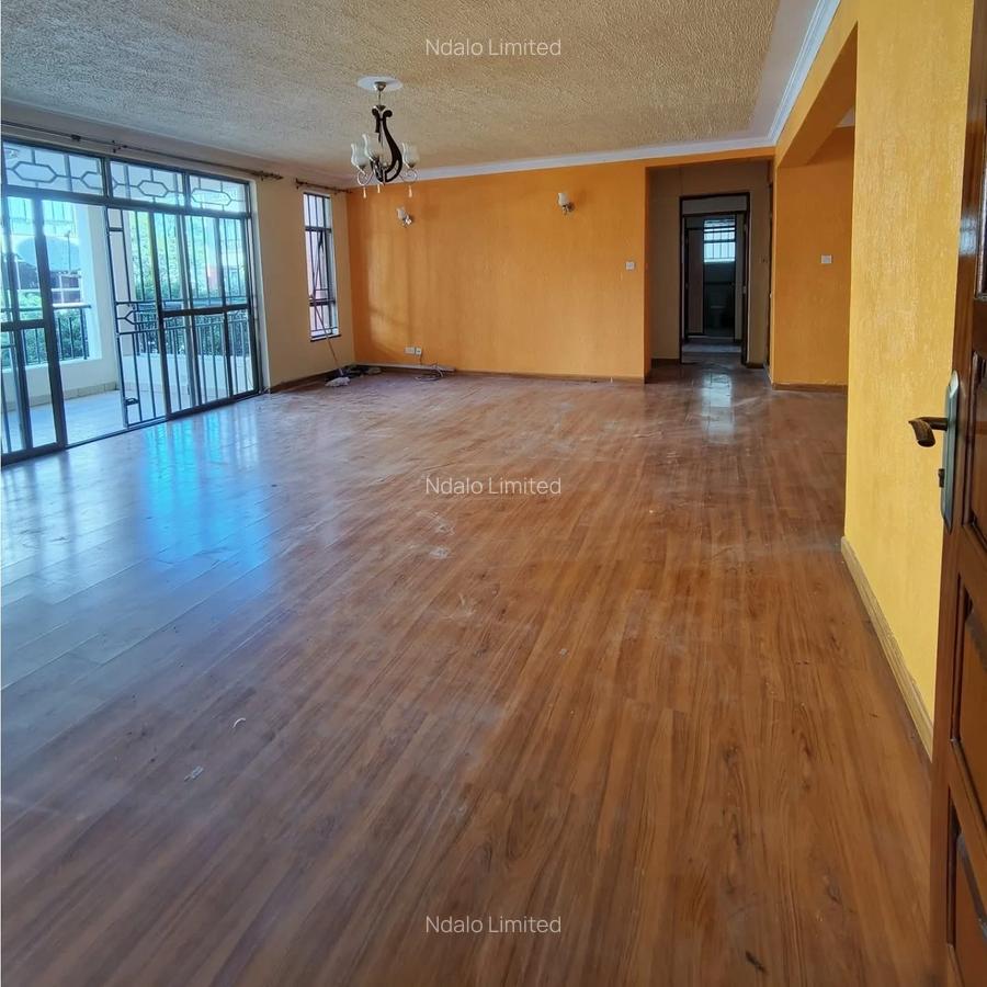 3 Bed Apartment with En Suite at Lavington - 3