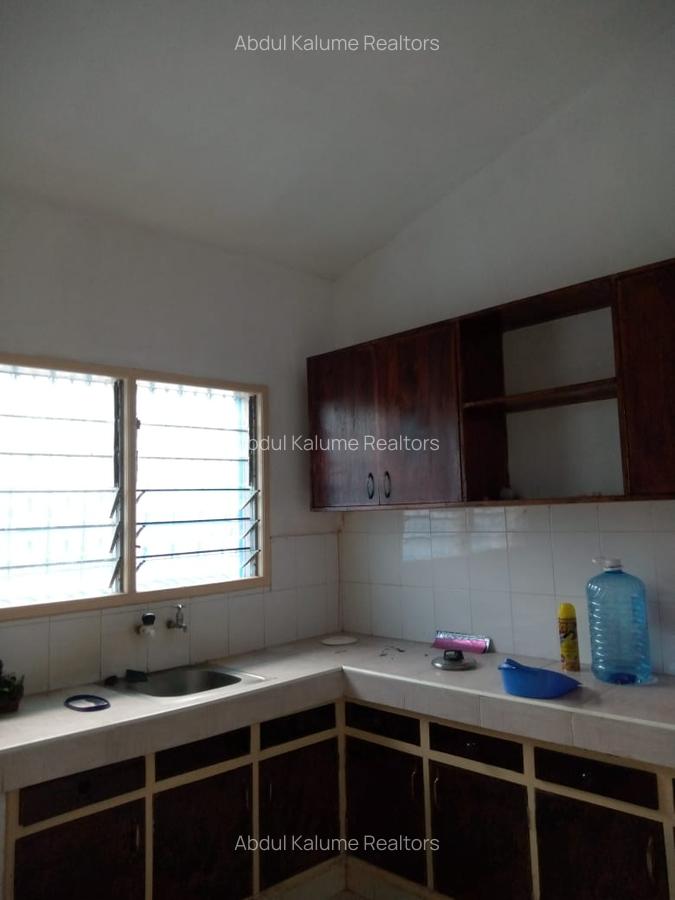 2 Bed House with En Suite at Bamburi - 12