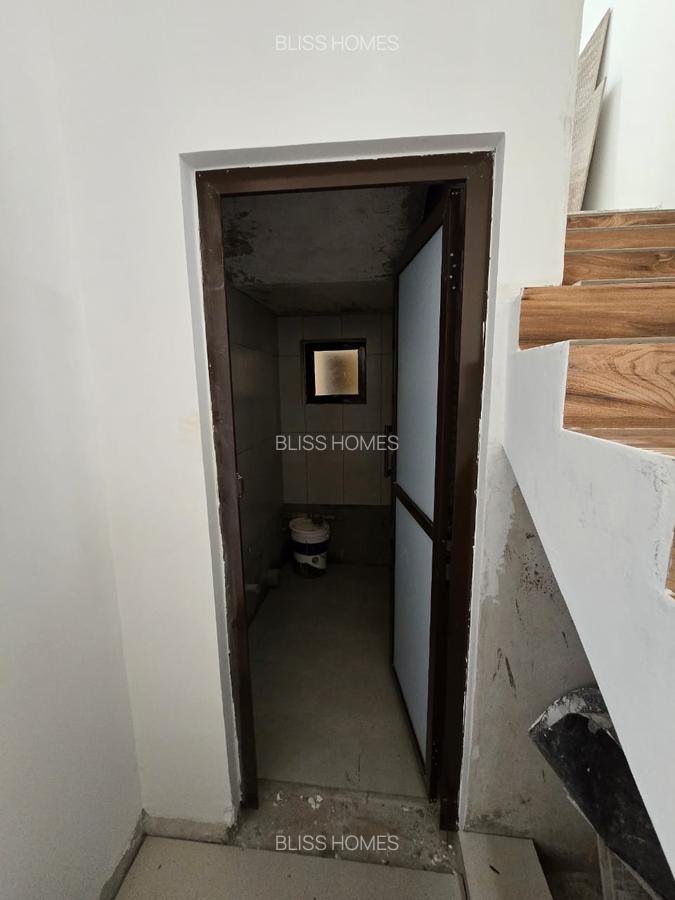 3 Bed Townhouse with En Suite at Mtwapa - 8