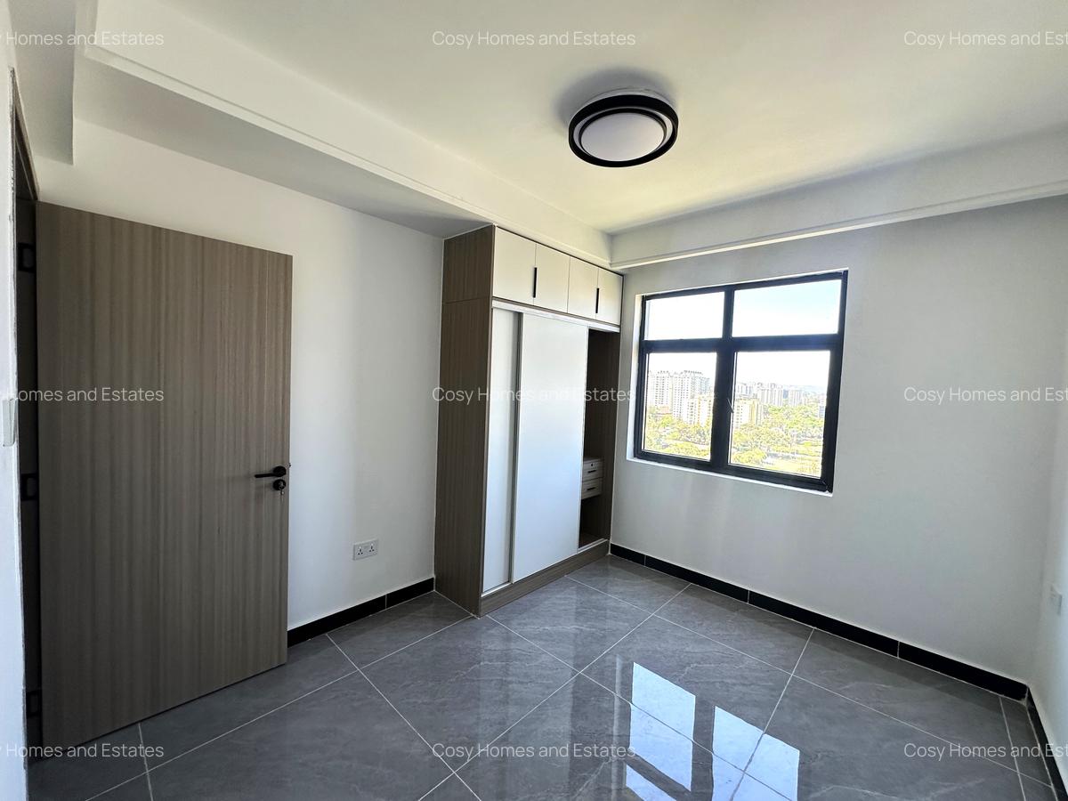 2 Bed Apartment at Woodavenue - 5
