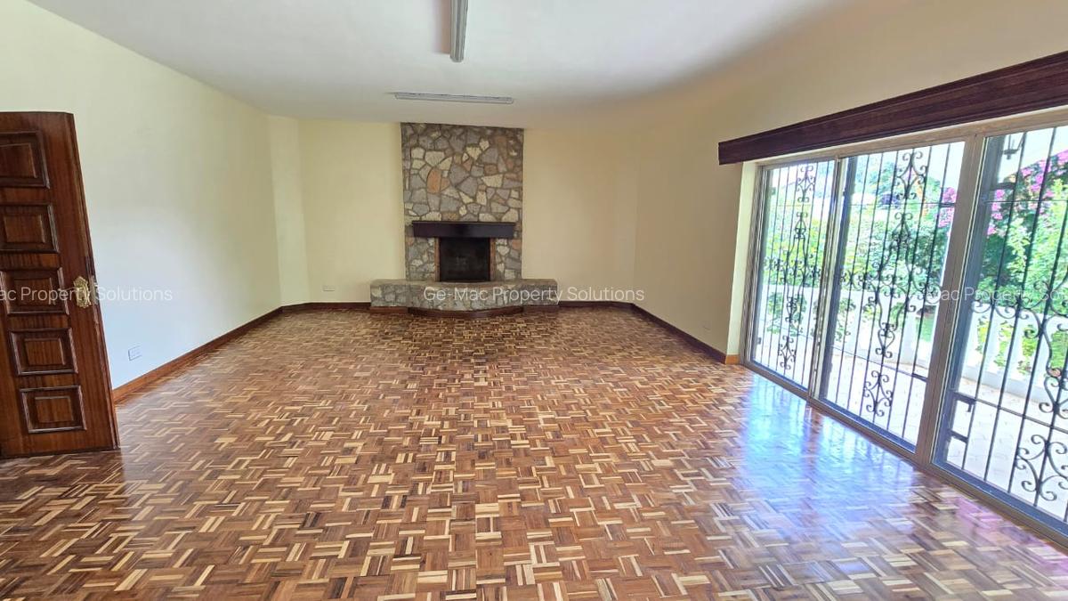 5,000 ft² Commercial Property with Service Charge Included in Gigiri - 3