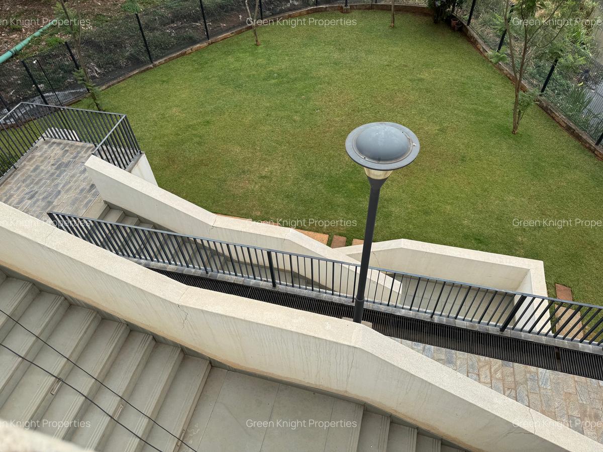 Serviced 2 Bed Apartment with En Suite in Kilimani - 7