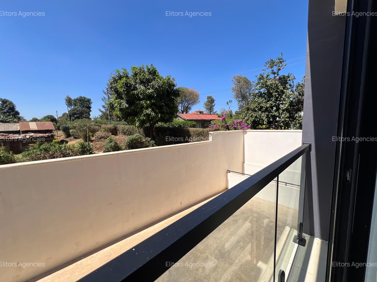 Studio Apartment with En Suite at Kirawa Road - 5