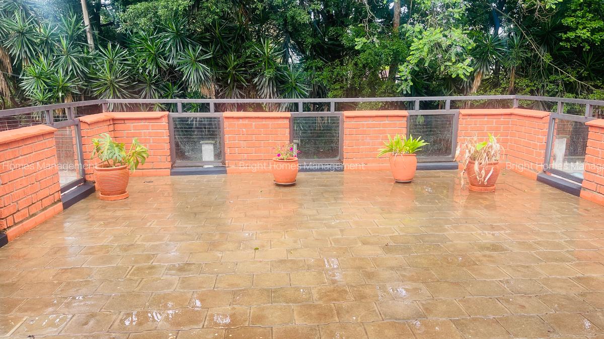 5 Bed House with En Suite in Thigiri - 11
