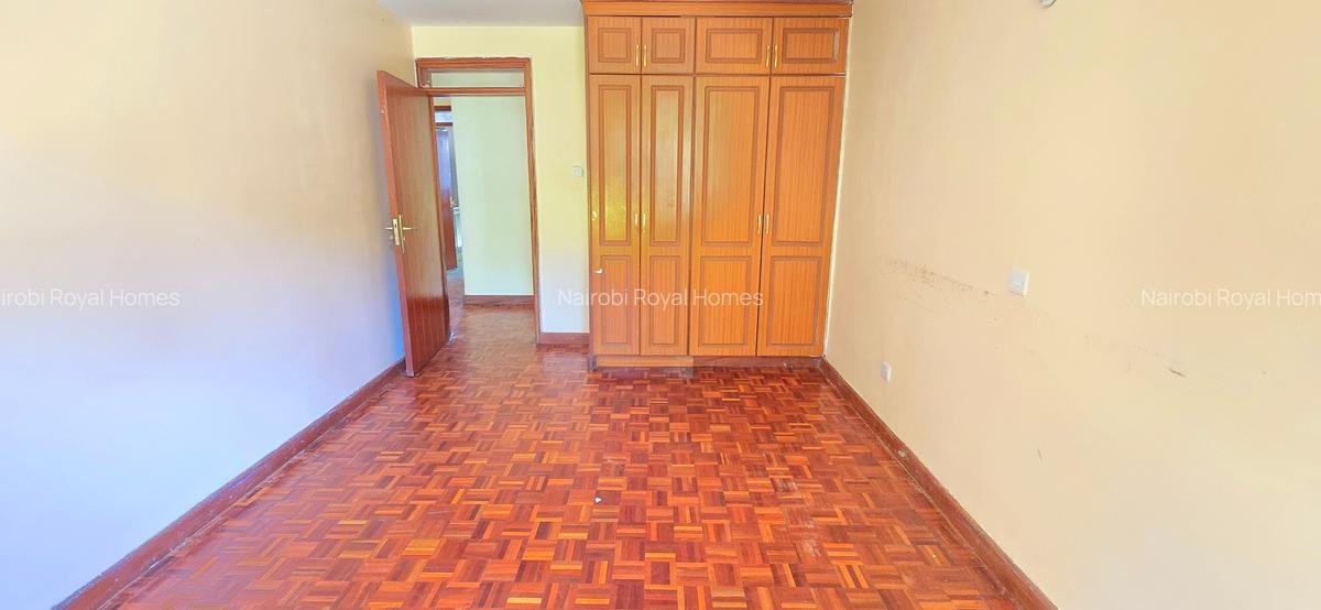 6 Bed Townhouse with En Suite at Kabasiran Avenue - 9