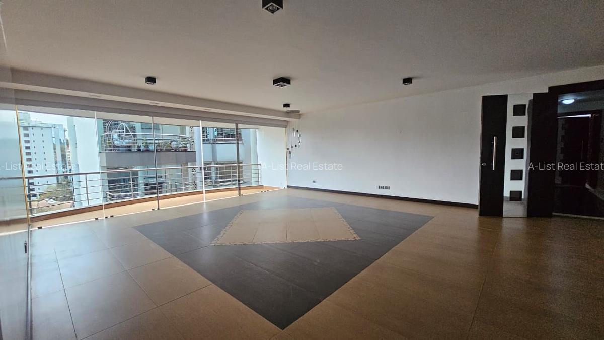 3 Bed Apartment with En Suite at Riverside Lane - 2