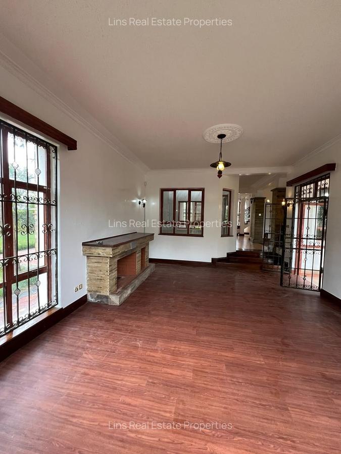 5 Bed Townhouse with En Suite in Runda - 8