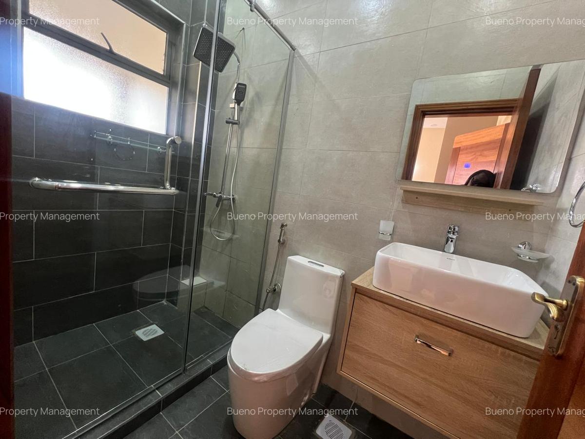 2 Bed Apartment with En Suite in Kilimani - 8