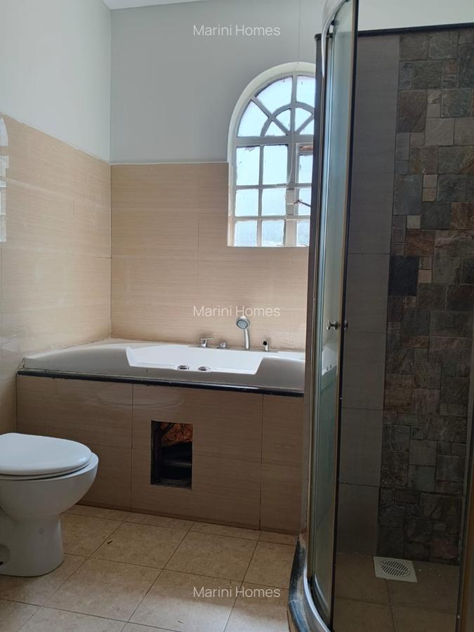 4 Bed Townhouse with En Suite in Karen - 9