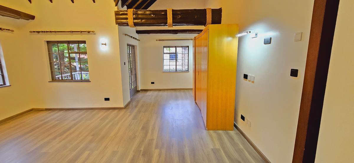 4 Bed Townhouse with En Suite at Othaya Road - 7