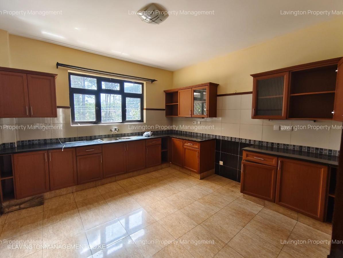 2 Bed Apartment with En Suite at Kilimani - 6