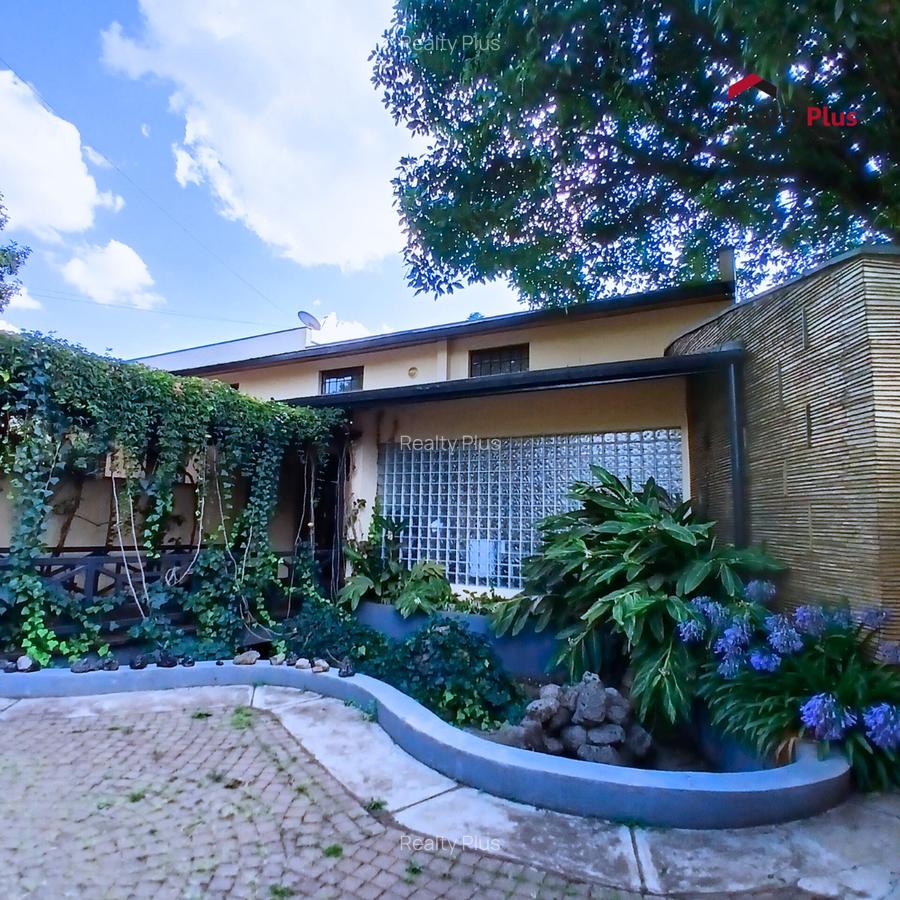 4 Bed Villa with En Suite in Runda - 6