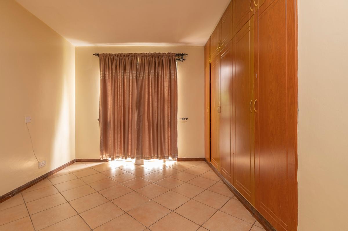 3 Bed Apartment with En Suite in Kileleshwa - 19