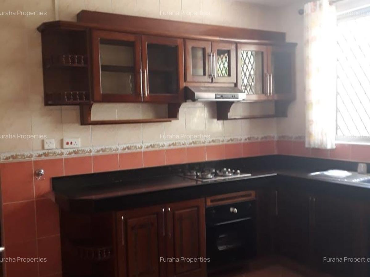 4 Bed Townhouse with En Suite at Nyali - 2