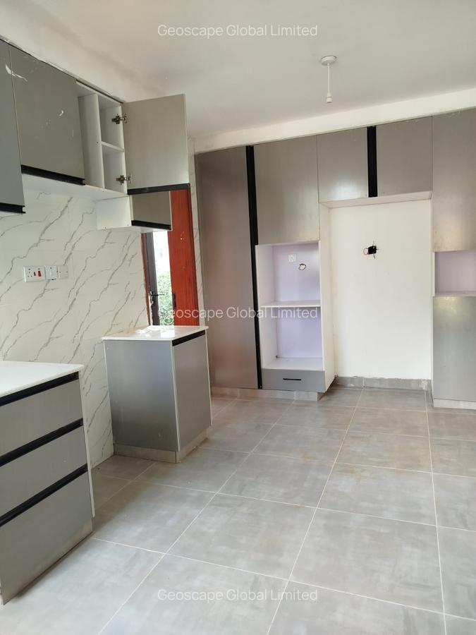 4 Bed House with En Suite in Kiambu Road - 12