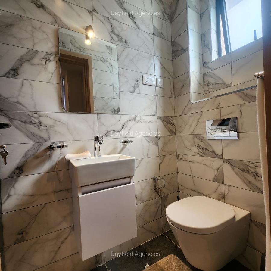 Serviced 1 Bed Apartment with En Suite in Riverside - 16