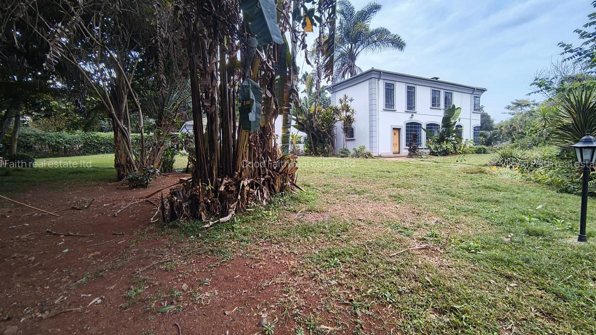 5 Bed House with En Suite in Runda - 19