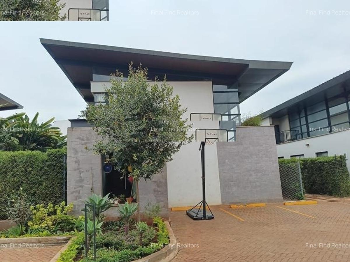 3 Bed House with En Suite in Runda - 1