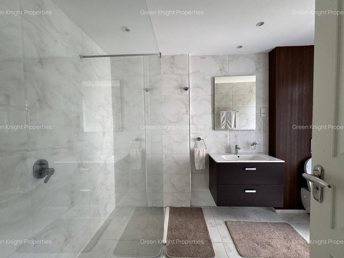 Serviced 2 Bed Apartment with En Suite in Westlands Area - 14