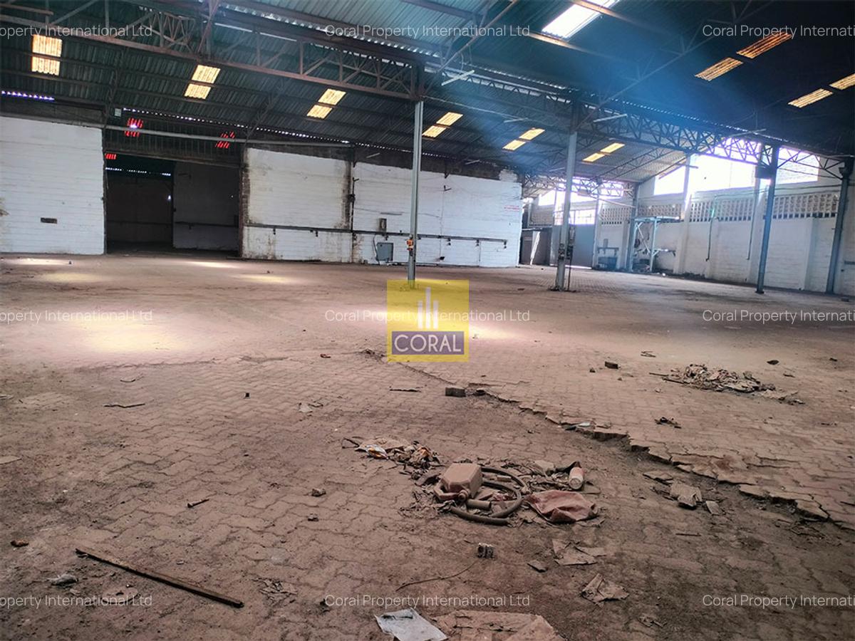 Warehouse in Industrial Area - 13