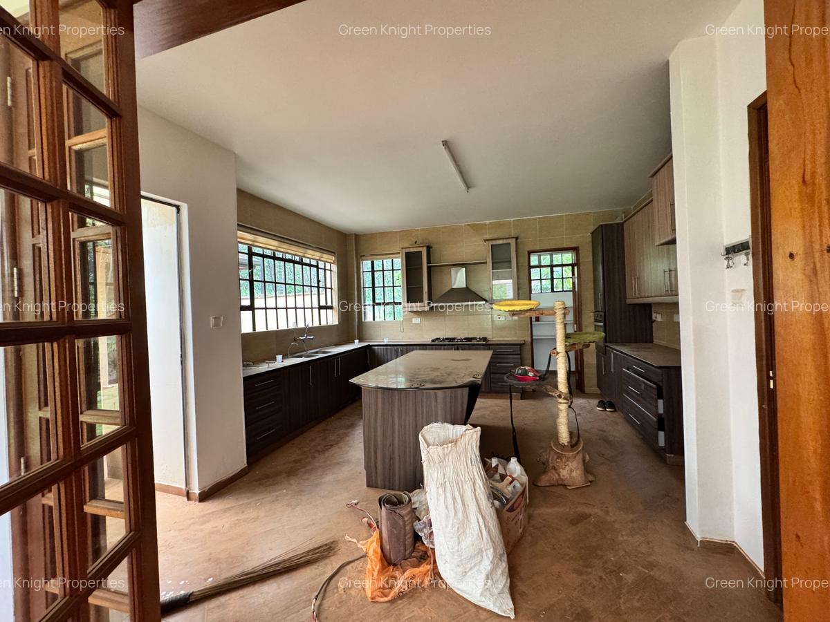 4 Bed House with En Suite in Karen - 3