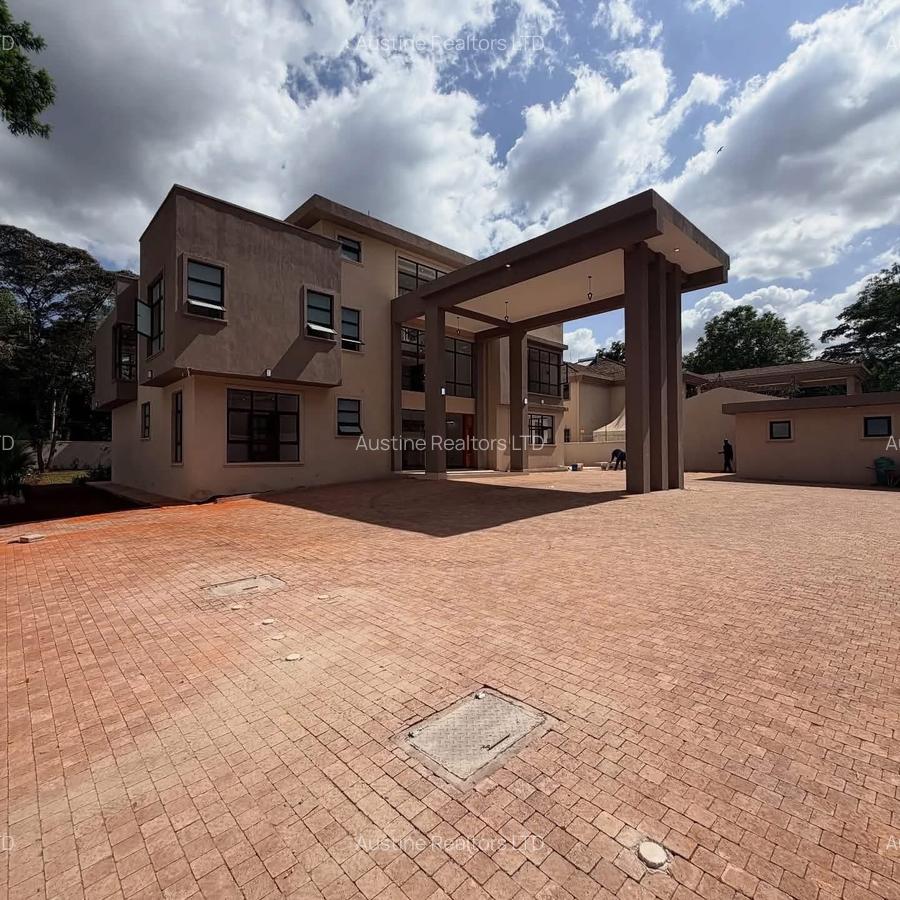 5 Bed Villa with En Suite in Karen - 1