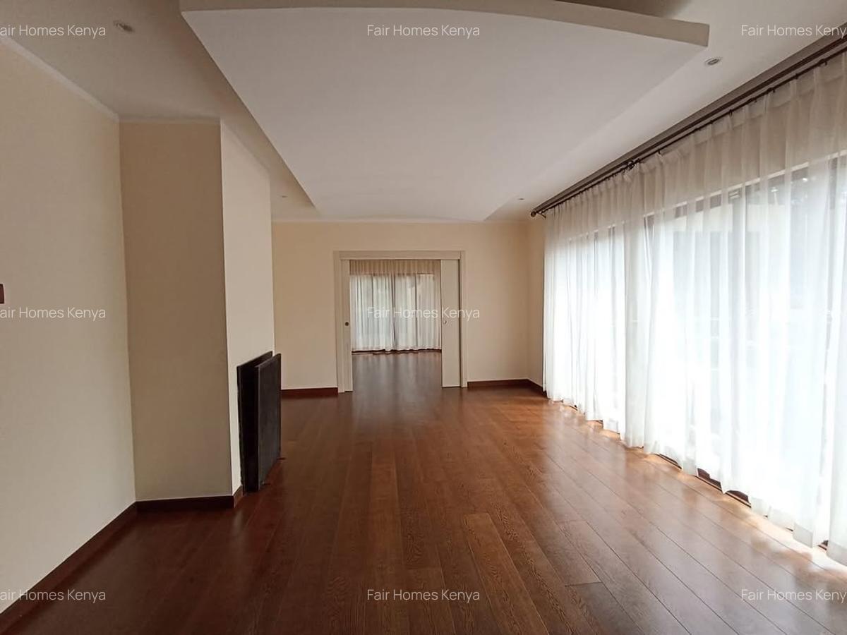 5 Bed Townhouse with En Suite at Convent Drive - 4