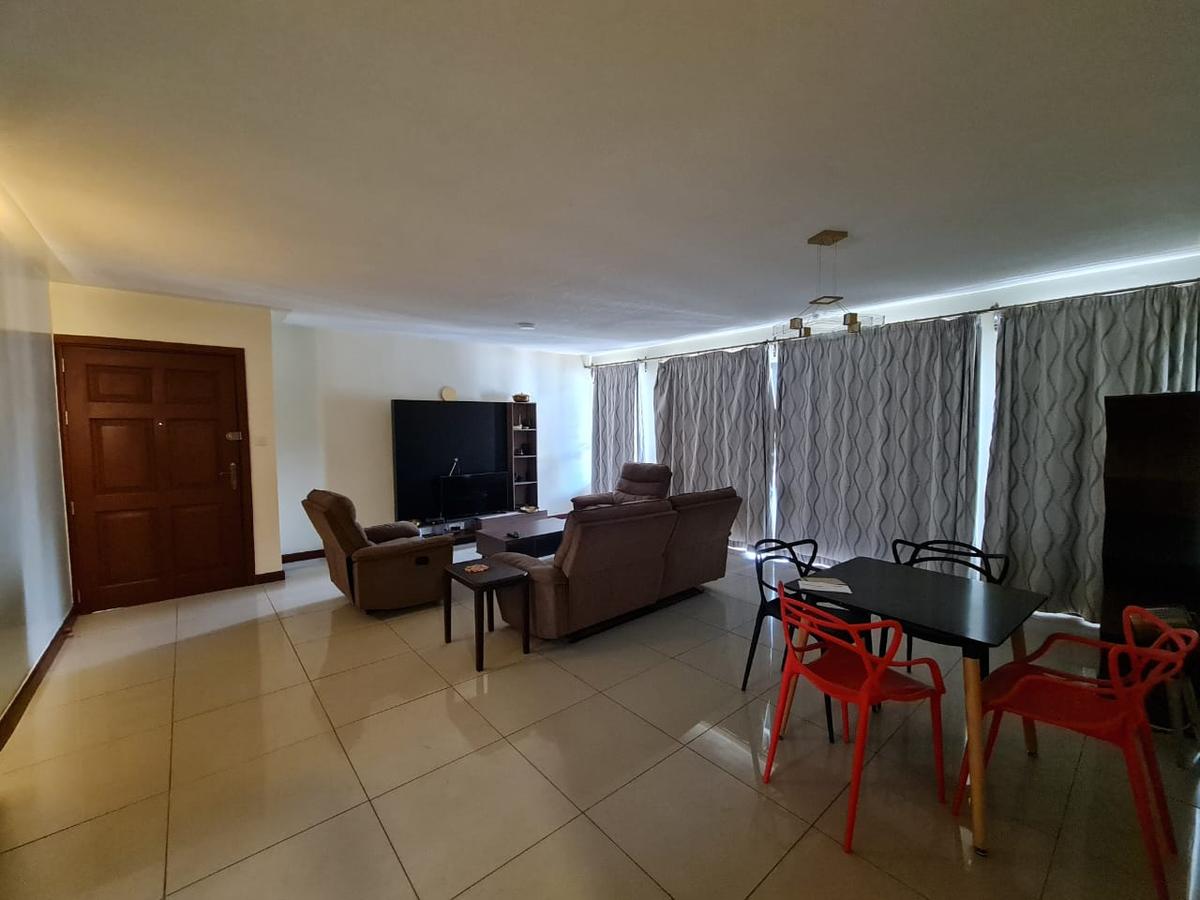 Serviced 2 Bed Apartment with En Suite at Raphta Road - 8