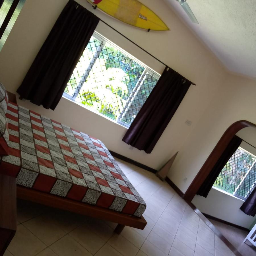 3 Bed Villa with En Suite at Bokoboko - 6