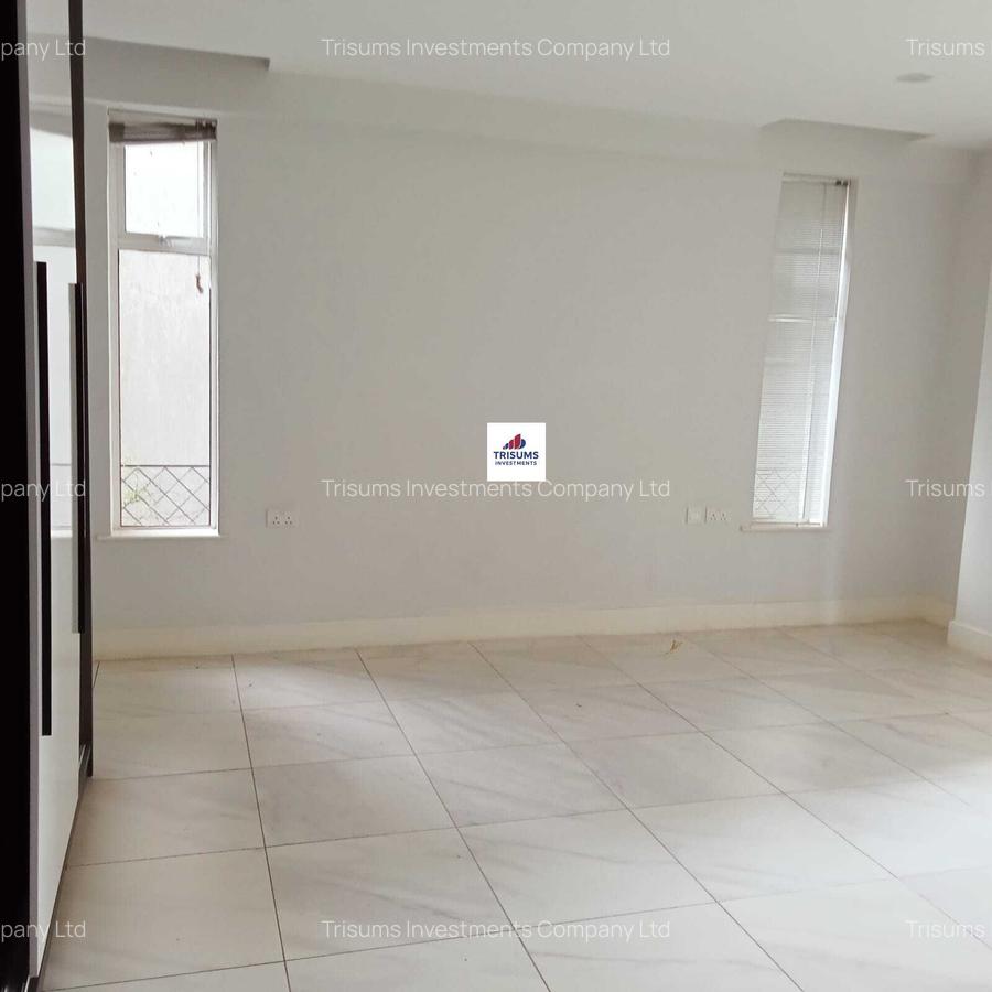 3 Bed Apartment with En Suite in Westlands Area - 5