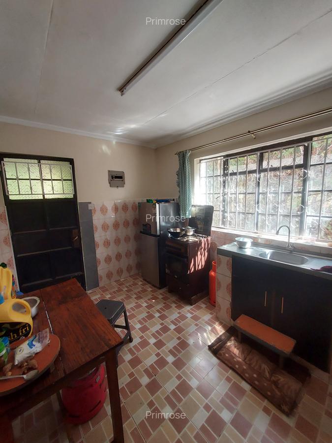 2 Bed House with Garden at Mukabi Road - 10