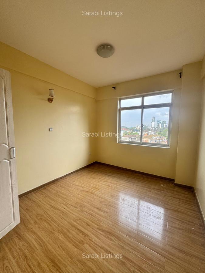 3 Bed Apartment with En Suite in Kilimani - 2