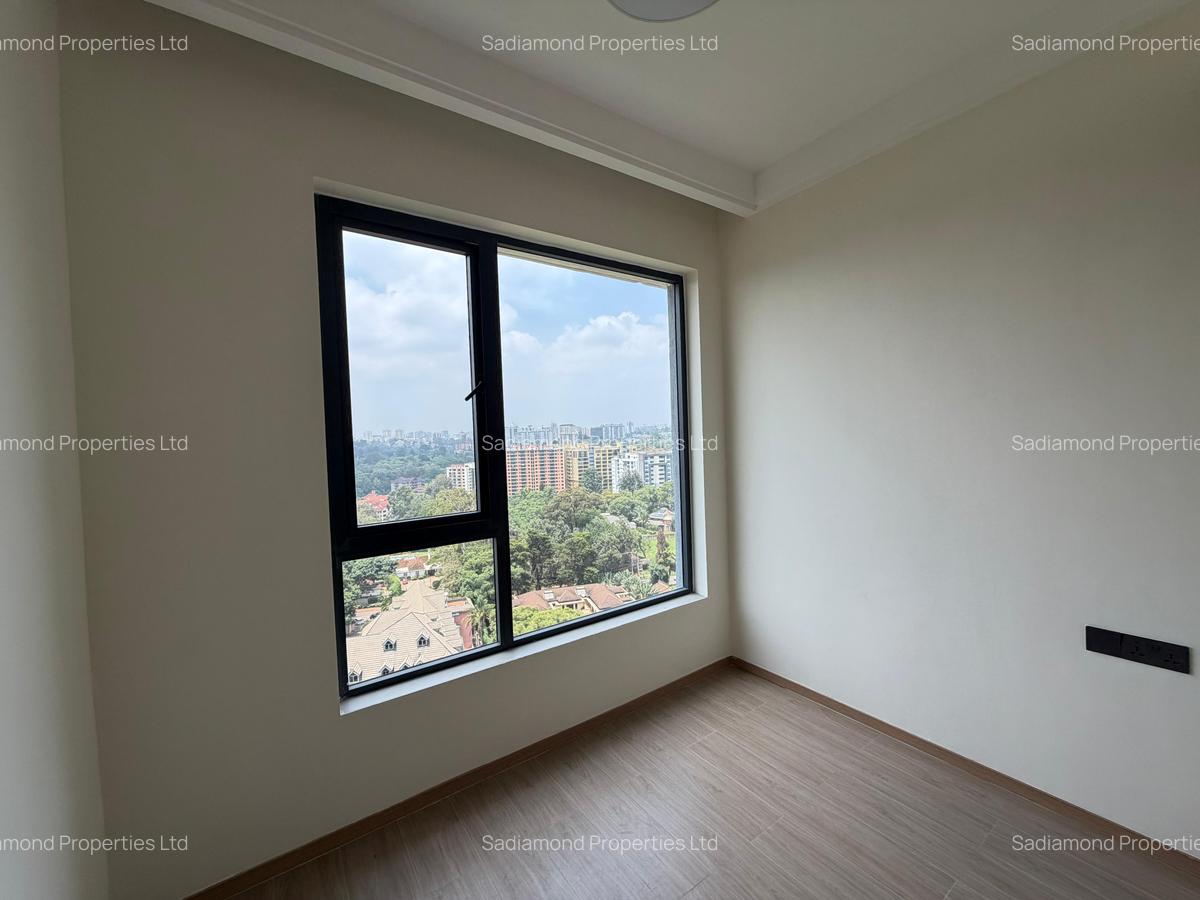 1 Bed Apartment with En Suite in Westlands Area - 4