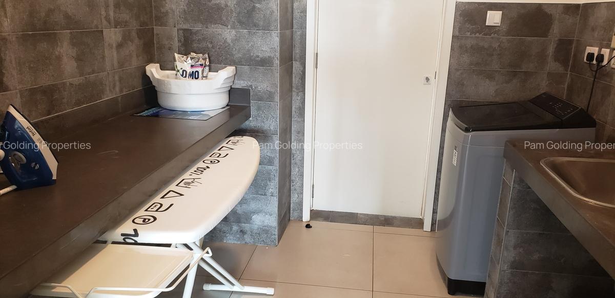 Furnished 3 Bed Apartment with En Suite in Kilimani - 14