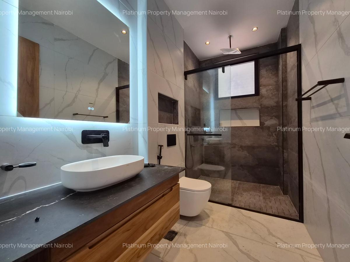 4 Bed Apartment with En Suite at Peponi Rd - 16