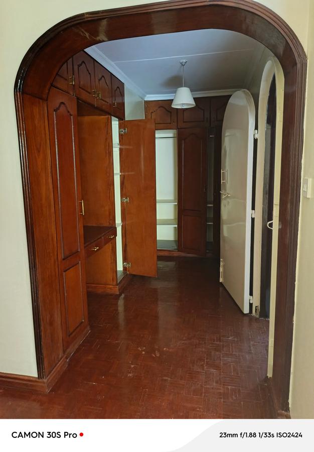 5 Bed House with En Suite at Riverside - 17 5 Bed House with En Suite at Riverside - 17