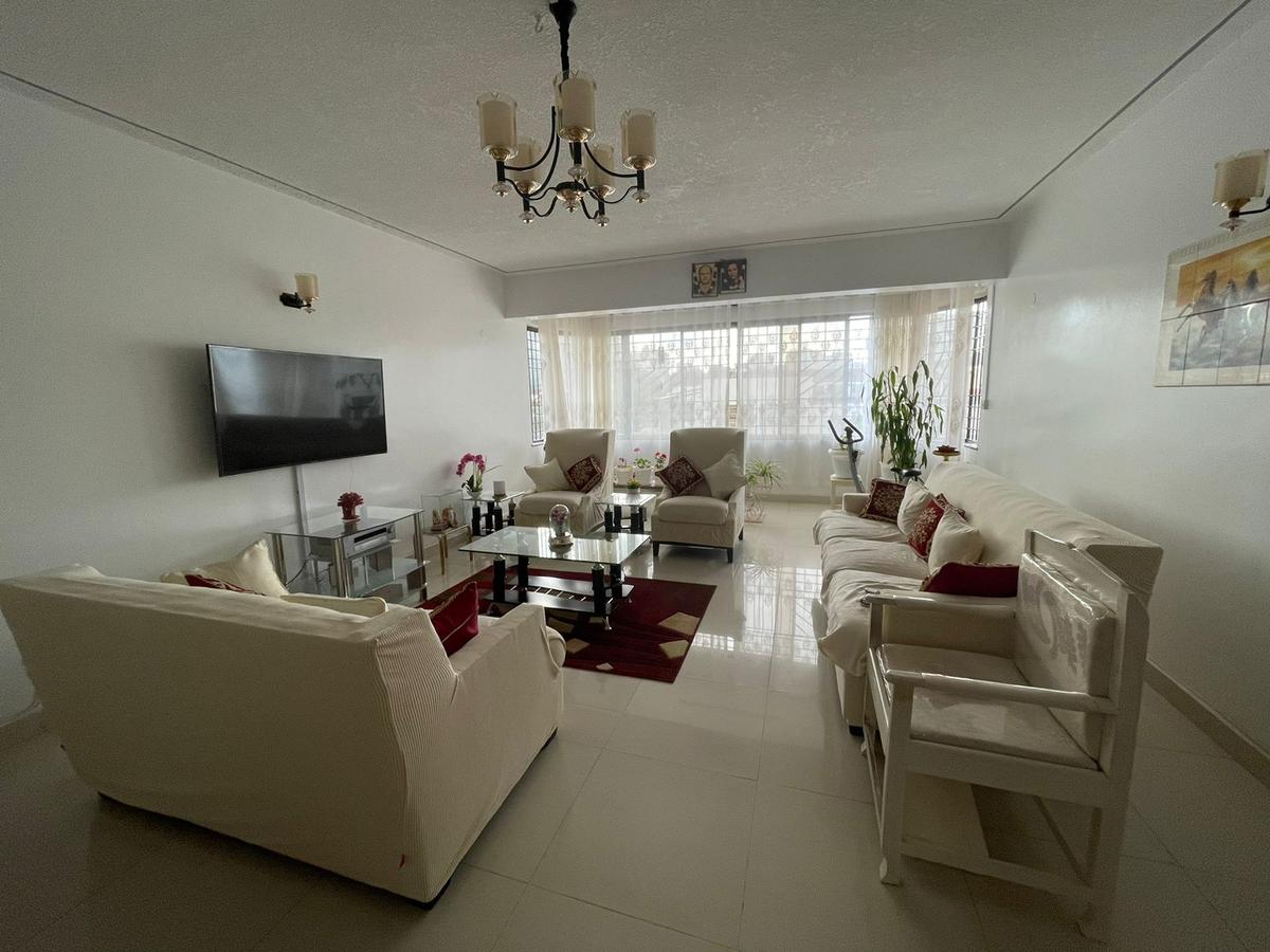 4 Bed Apartment with Lift in Parklands - 1