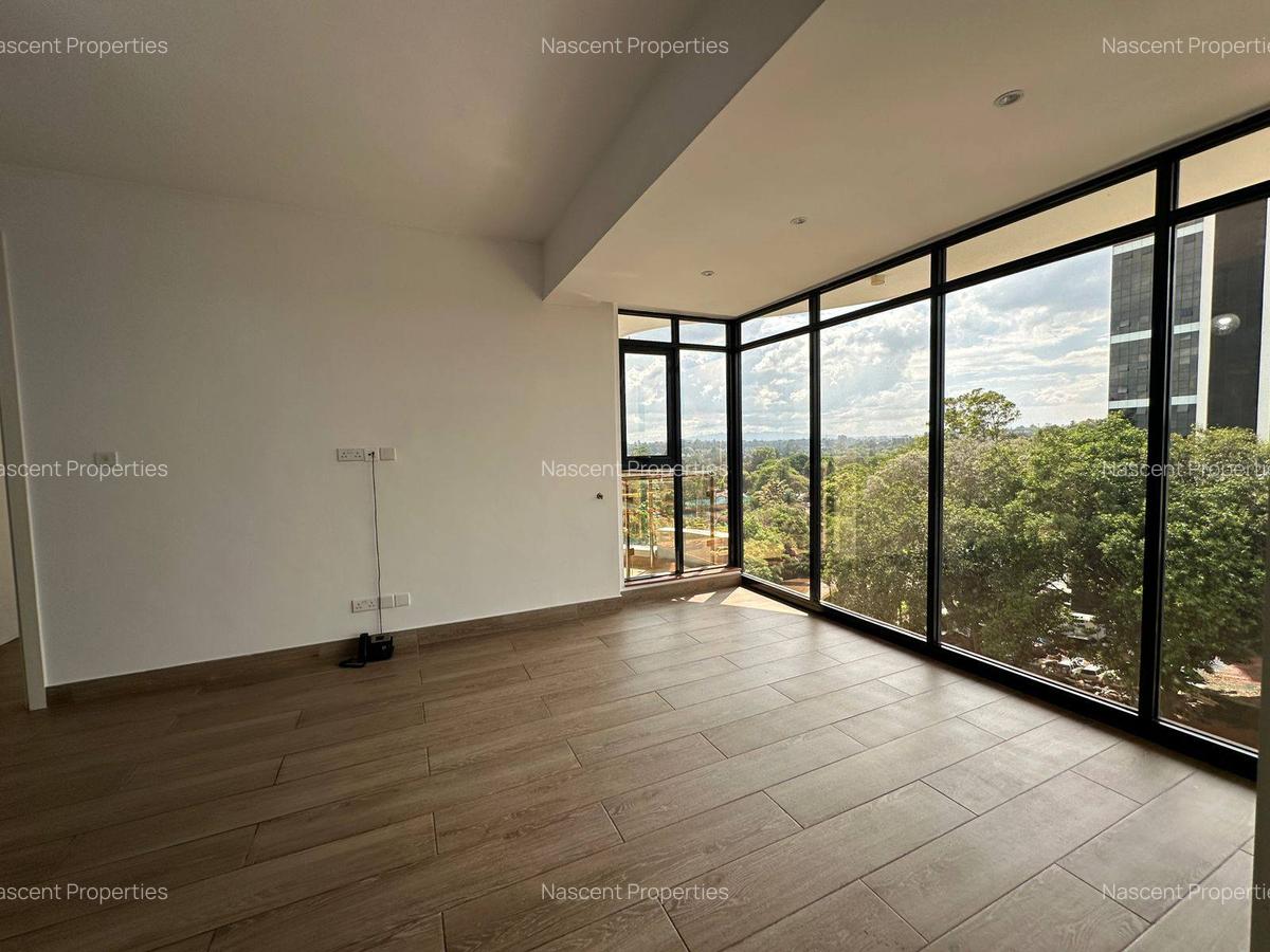 2 Bed Apartment with En Suite in Westlands Area - 4